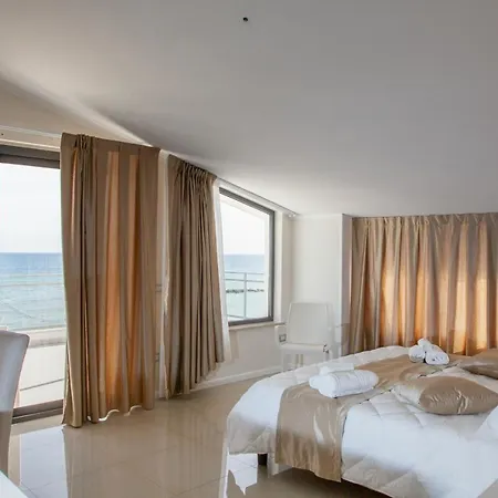Dolce Stella Hotel 3*